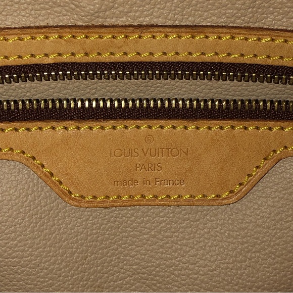 Louis Vuitton Monogram Vintage Authentic Bucket Bag;Date Code(AR0052) - Picture 10 of 17